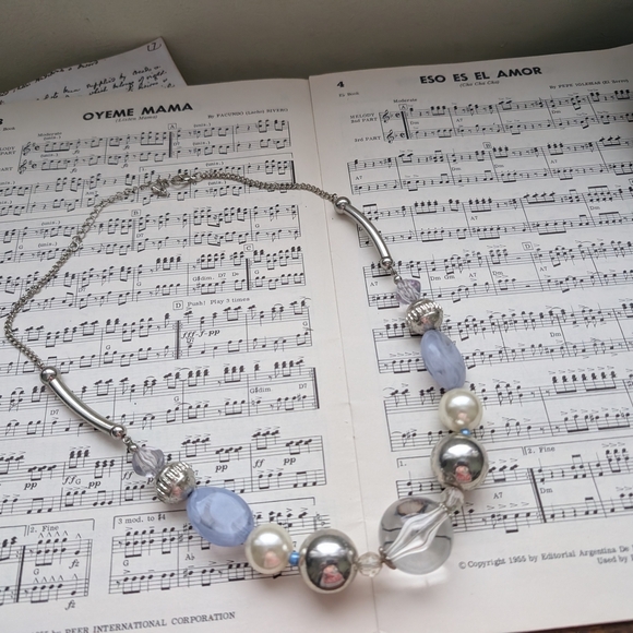 Elegant Silver and Blue Beaded Necklace - Picture 7 of 8